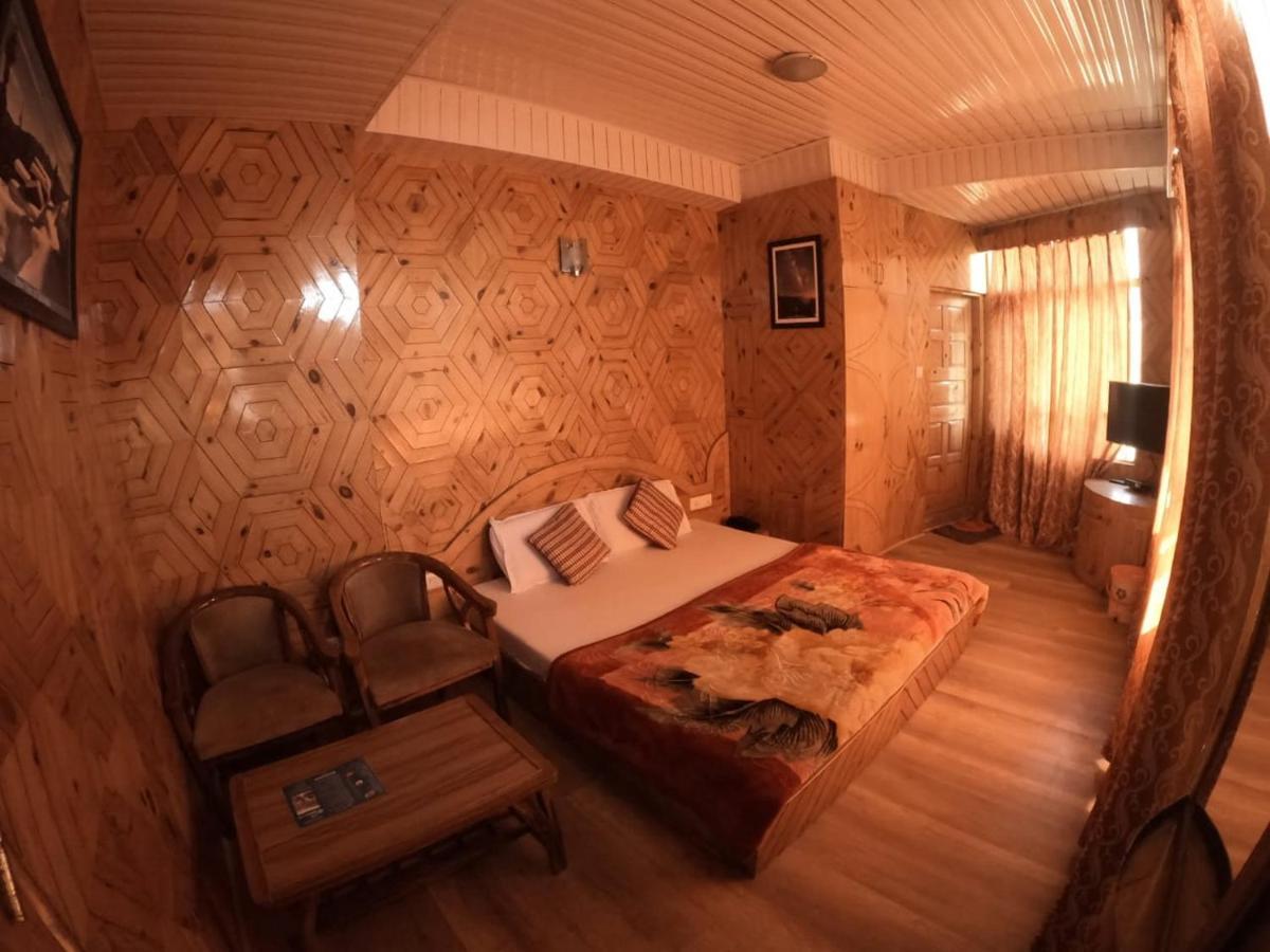 Hotel Snowflake Нарканда Екстериор снимка